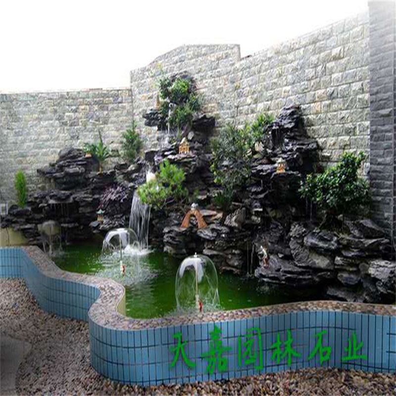 方正小庭院水景设计